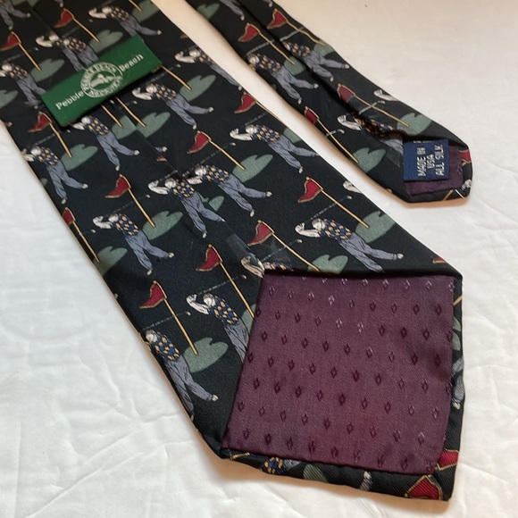 Pebble Beach golf necktie tie 100% silk USA made 56” X 4” black with golfer - Picture 6 of 6